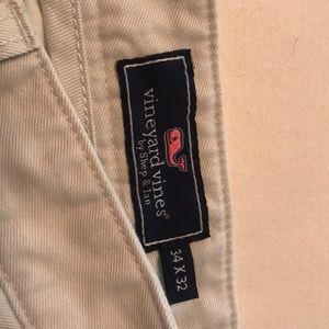 Vineyard Vines 34X32 Light Colored Khakis